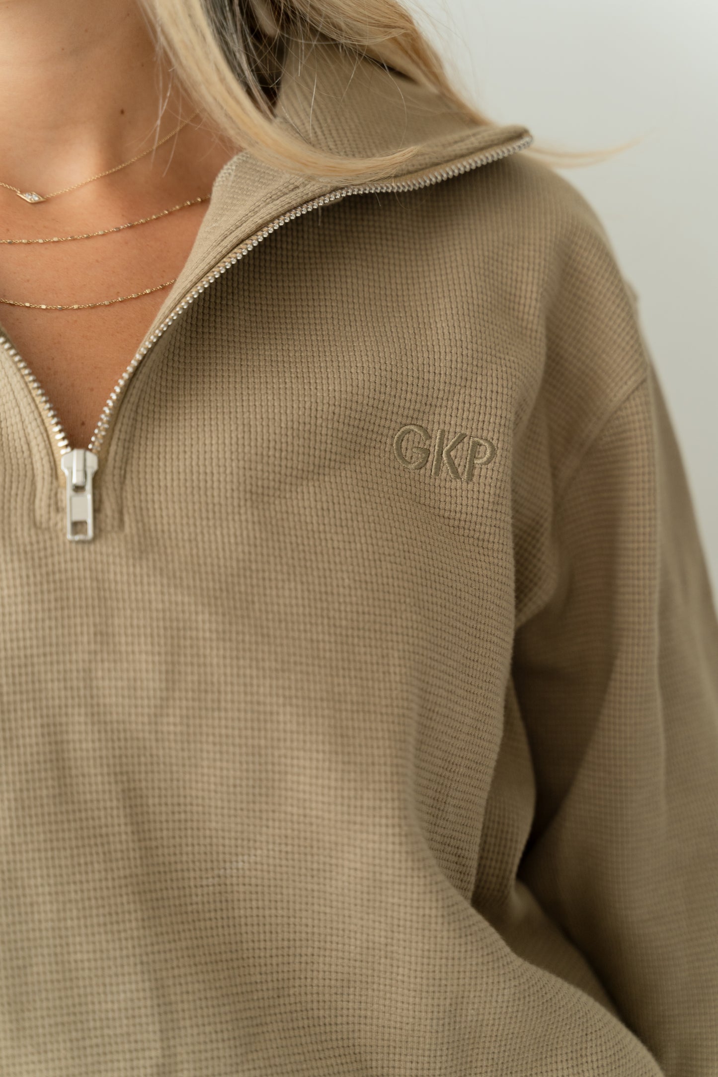 THE CREPE SWEATSHIRT- BROWN